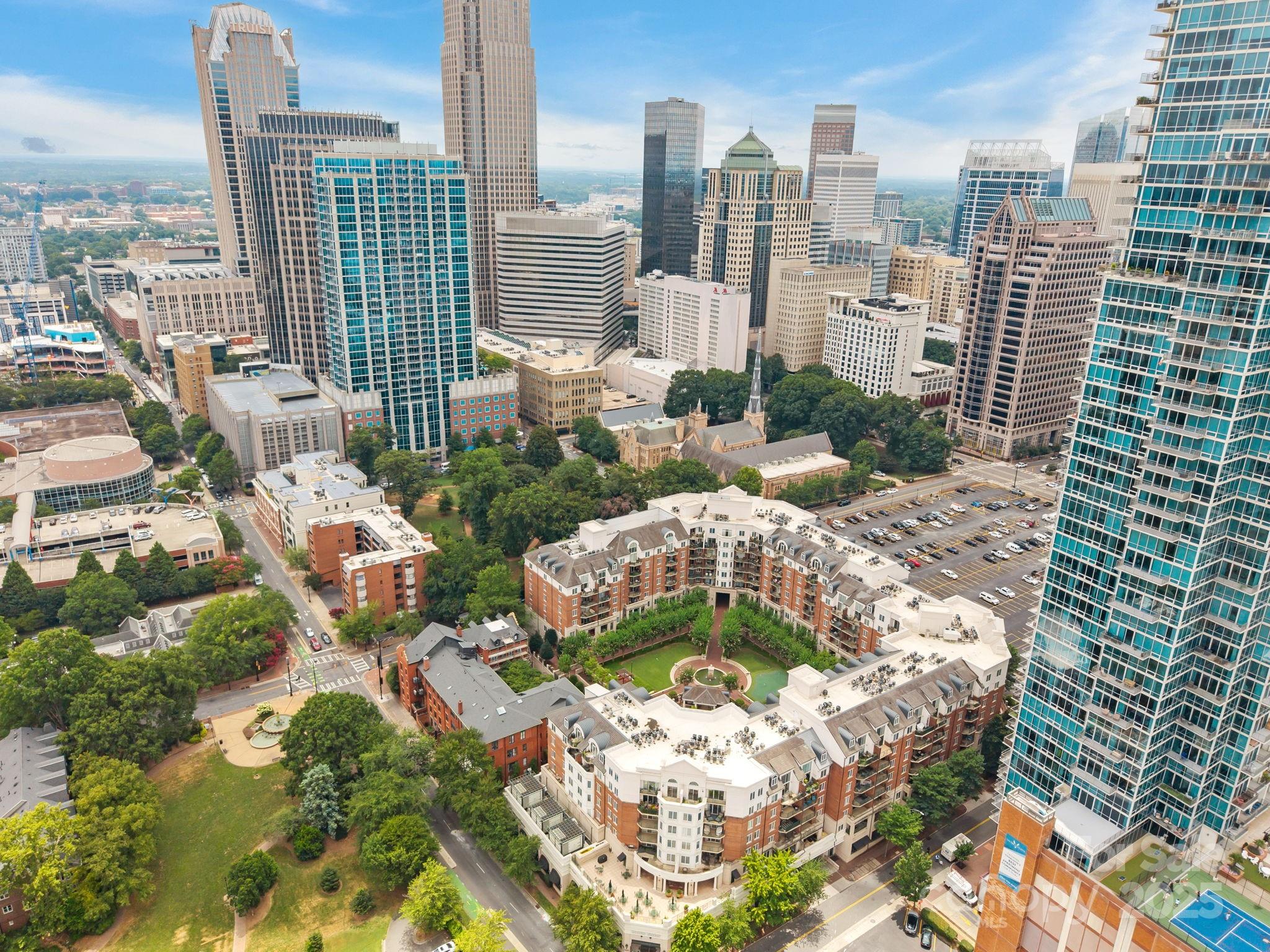 300 W 5TH Street 343