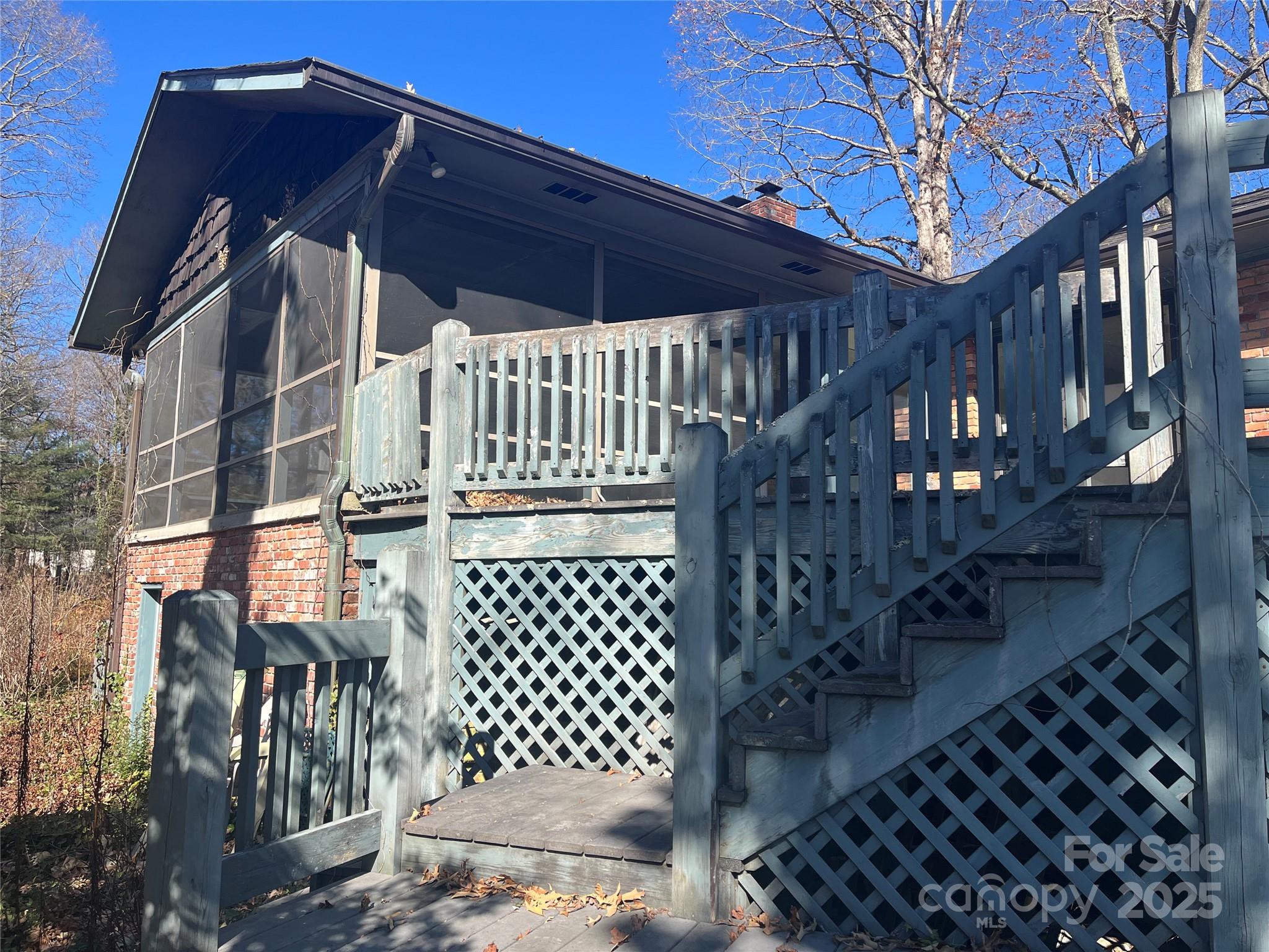 1050 Indian Hill Road