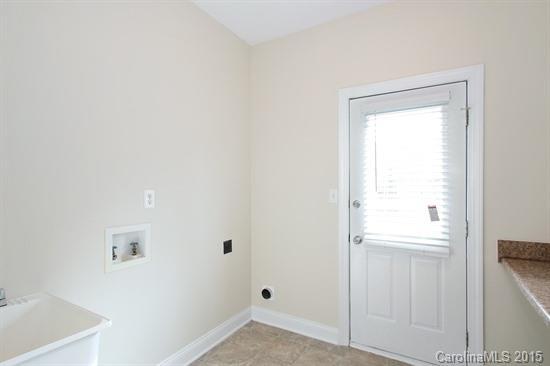 Country Club Estates - Residential Lease