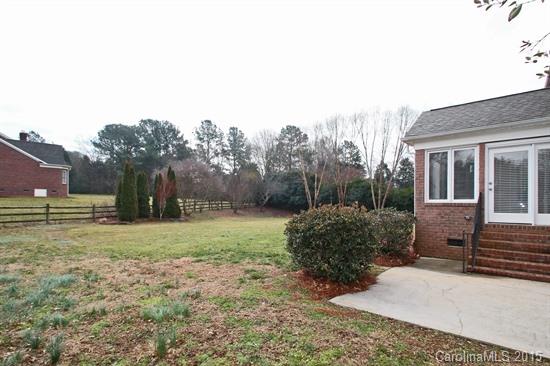 Country Club Estates - Residential Lease