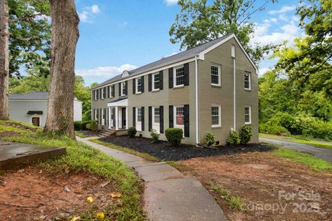 343 Wakefield Drive Charlotte NC 28209