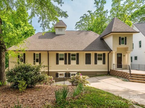 7324 Leharne Drive Charlotte NC 28270