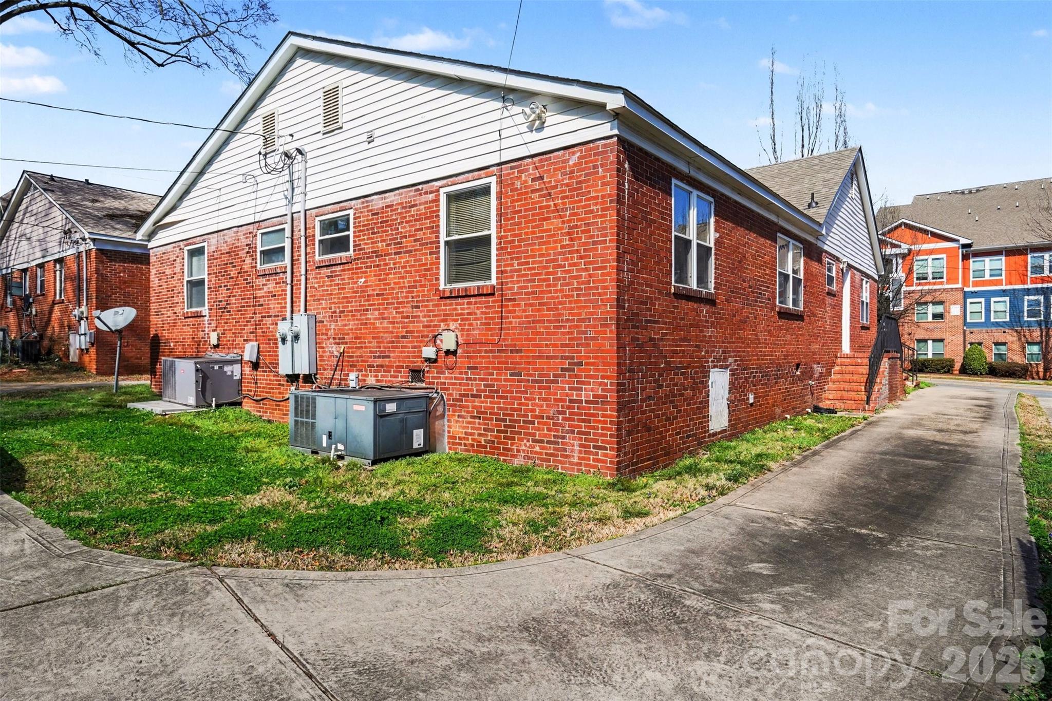 Elizabeth - Residential Income