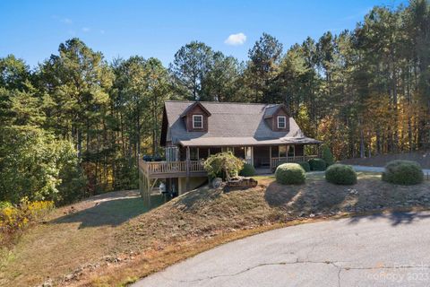 A home in Mill Spring