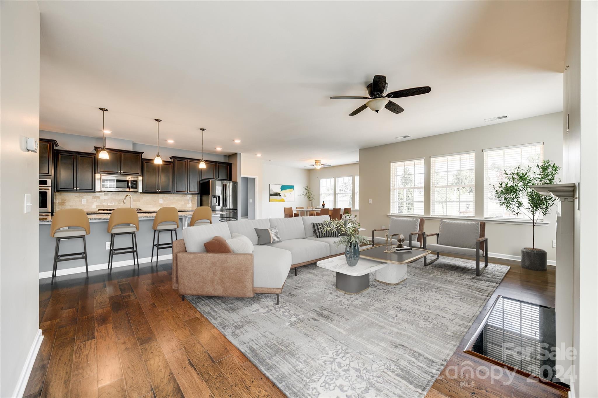 THE RETREAT AT RAYFIELD - Residential