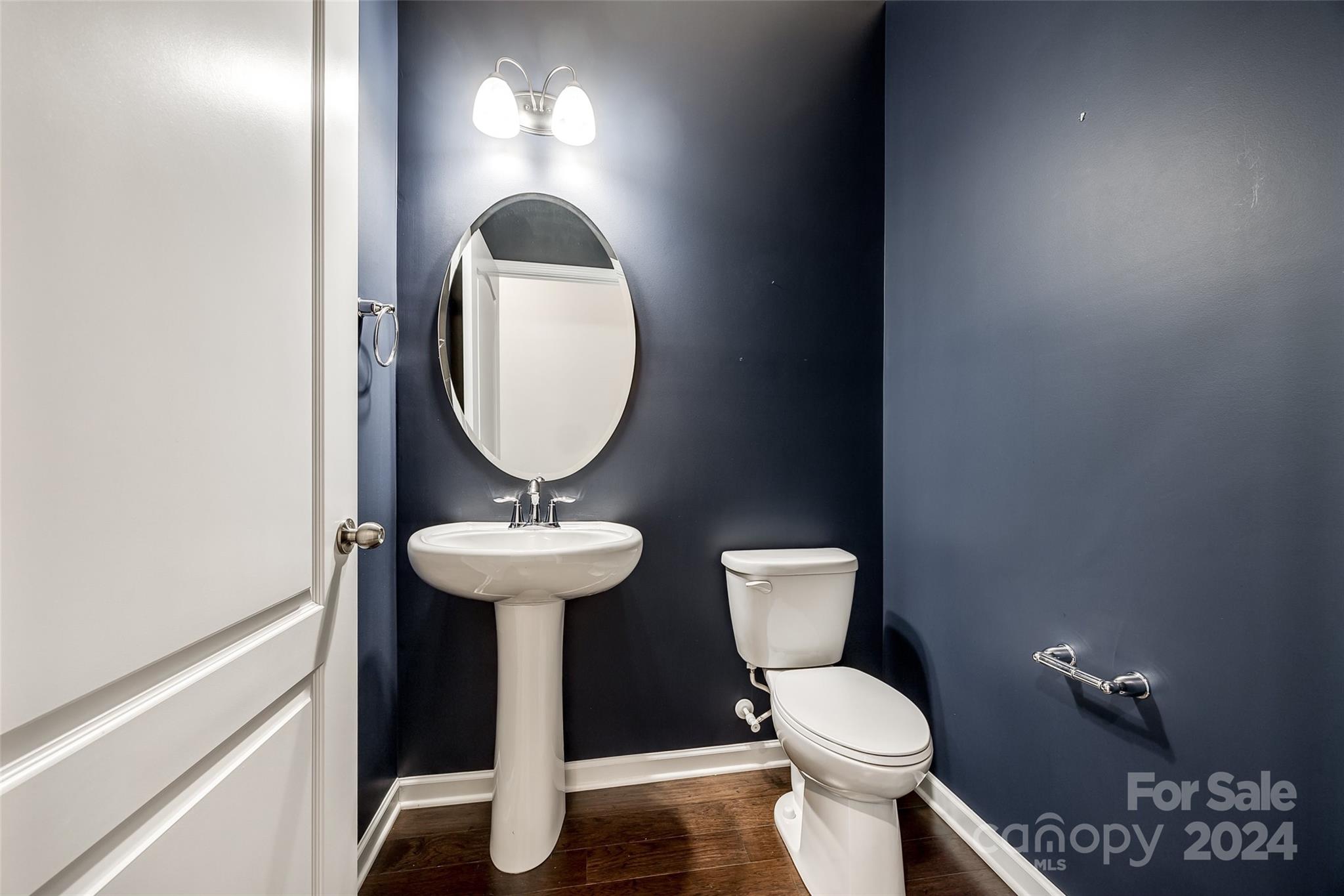 THE RETREAT AT RAYFIELD - Residential