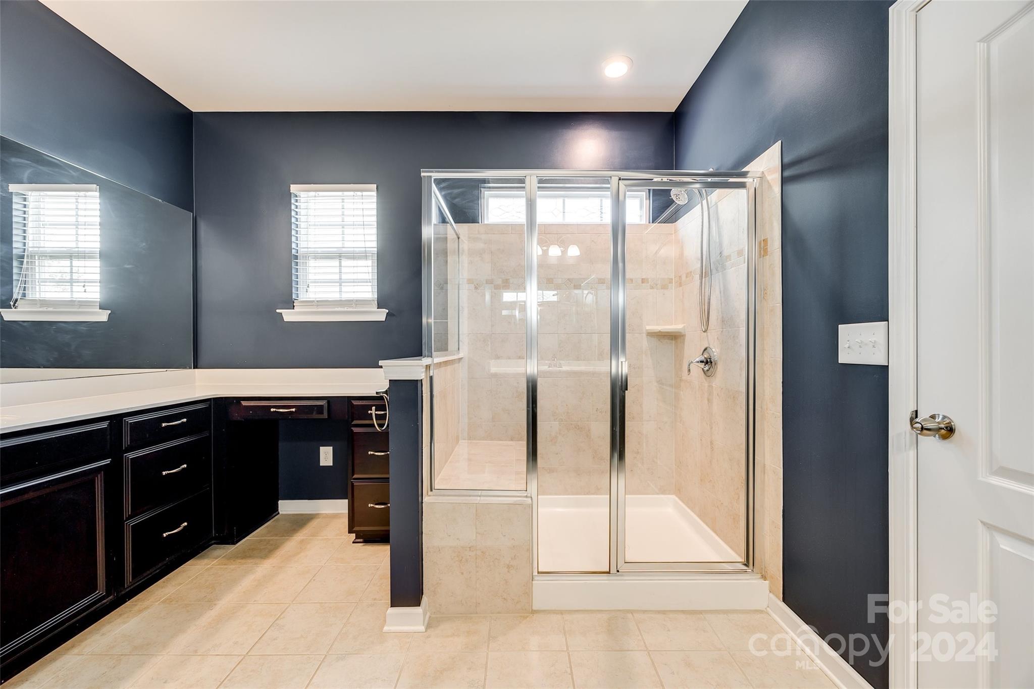 THE RETREAT AT RAYFIELD - Residential