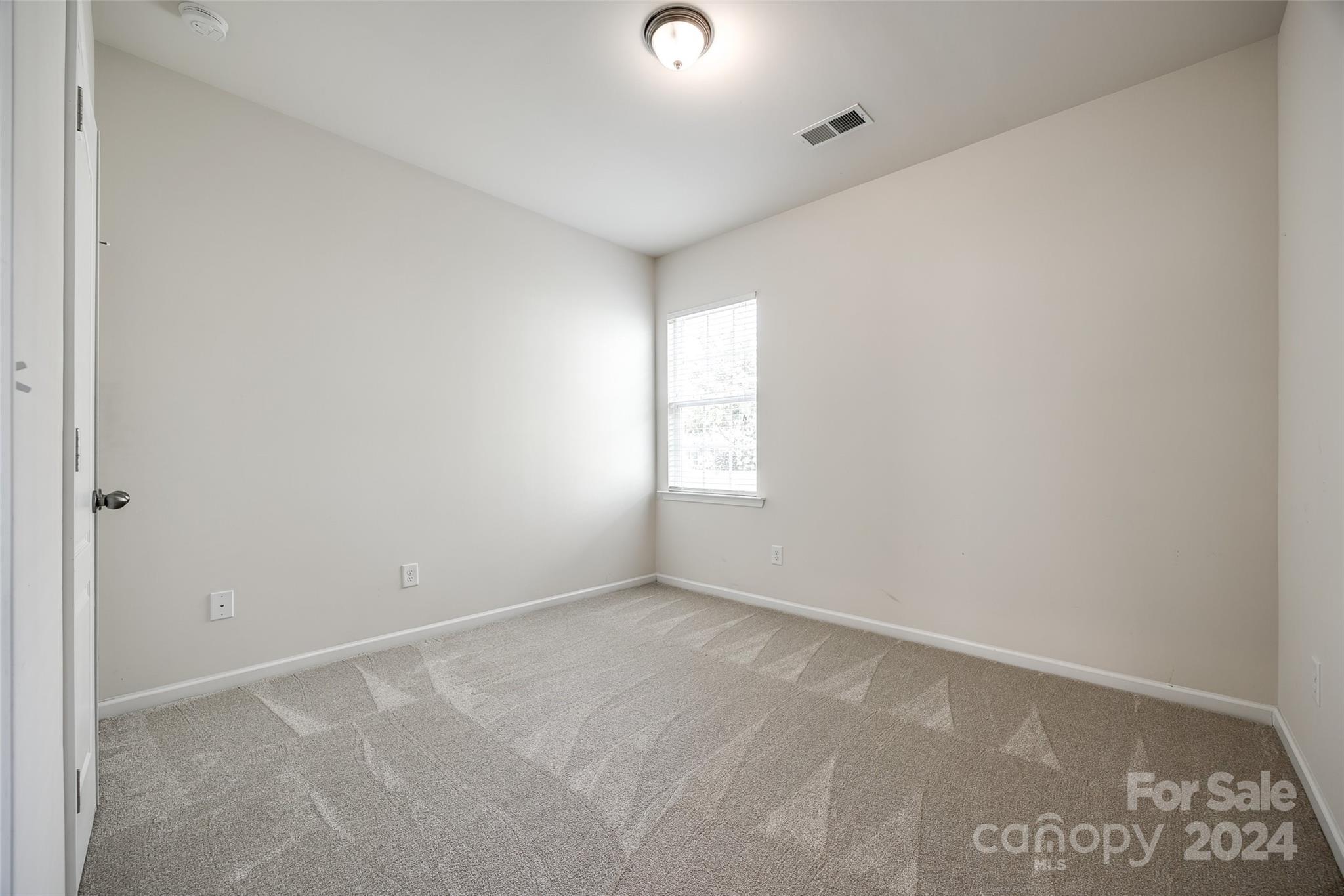 THE RETREAT AT RAYFIELD - Residential