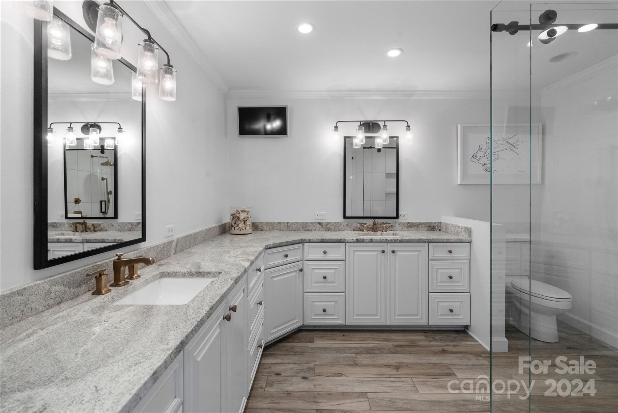 Point Largo - Residential