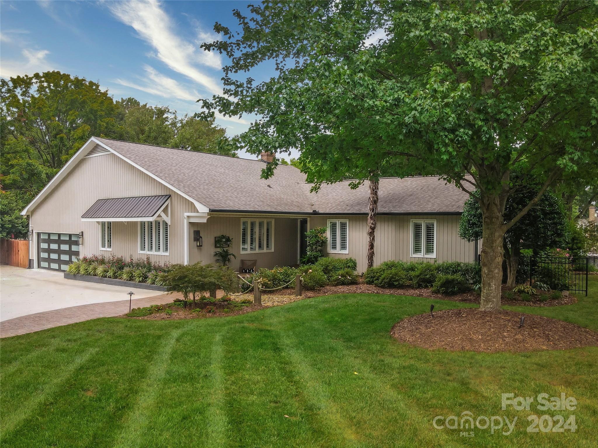 Point Largo - Residential