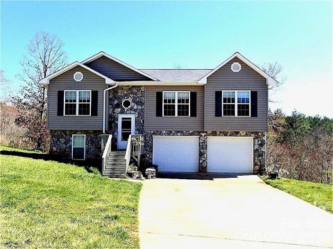 Photo of 1102 Allman Ridge Road, Morganton, NC 28655 (MLS # 4375814)