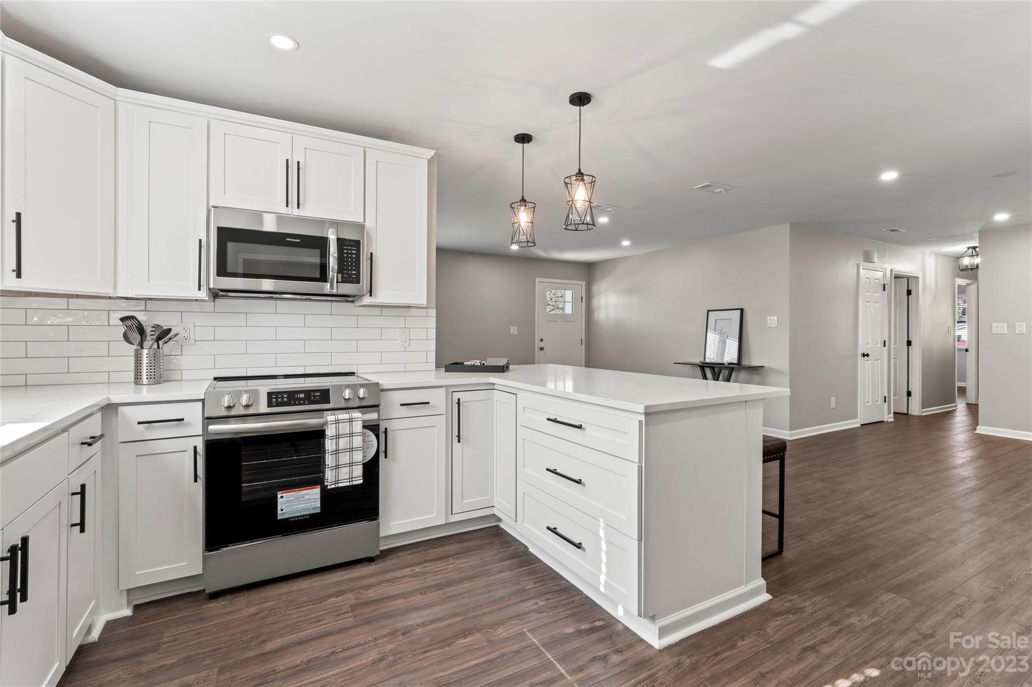 Cobblestone Village - Residential