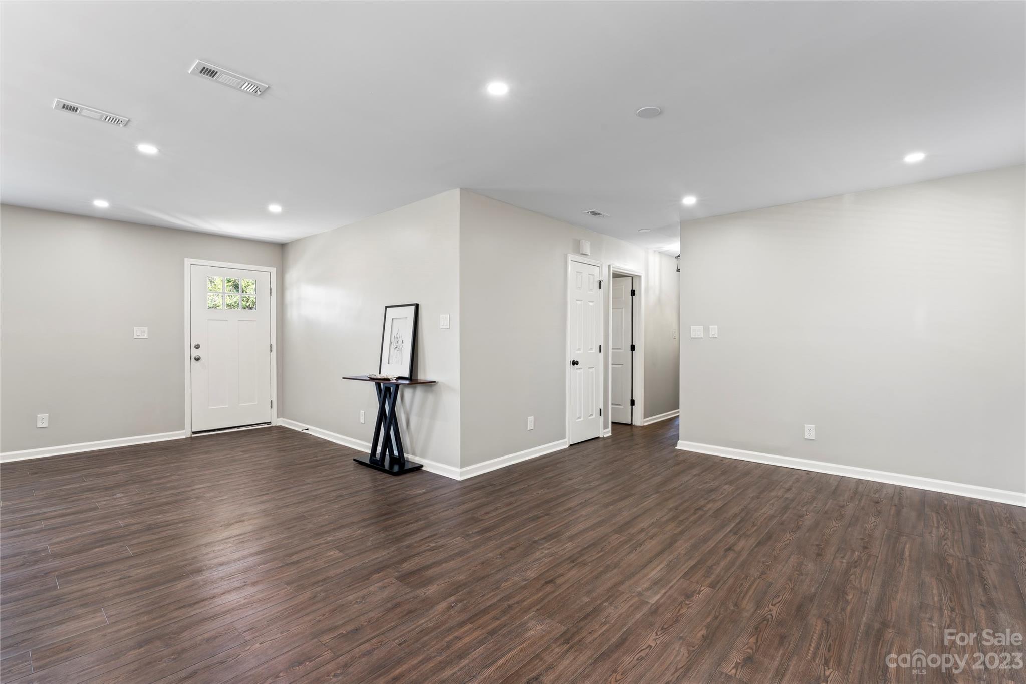 Cobblestone Village - Residential