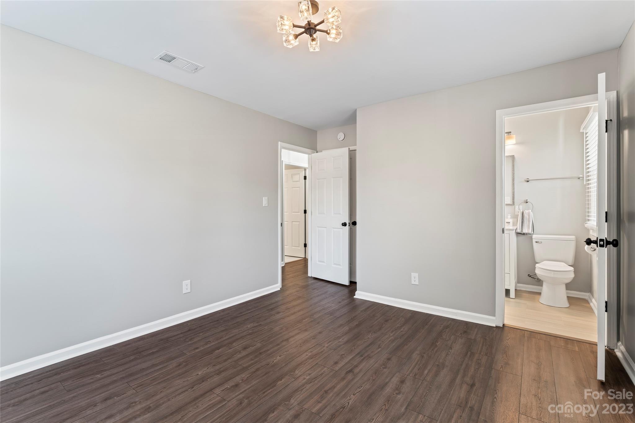 Cobblestone Village - Residential