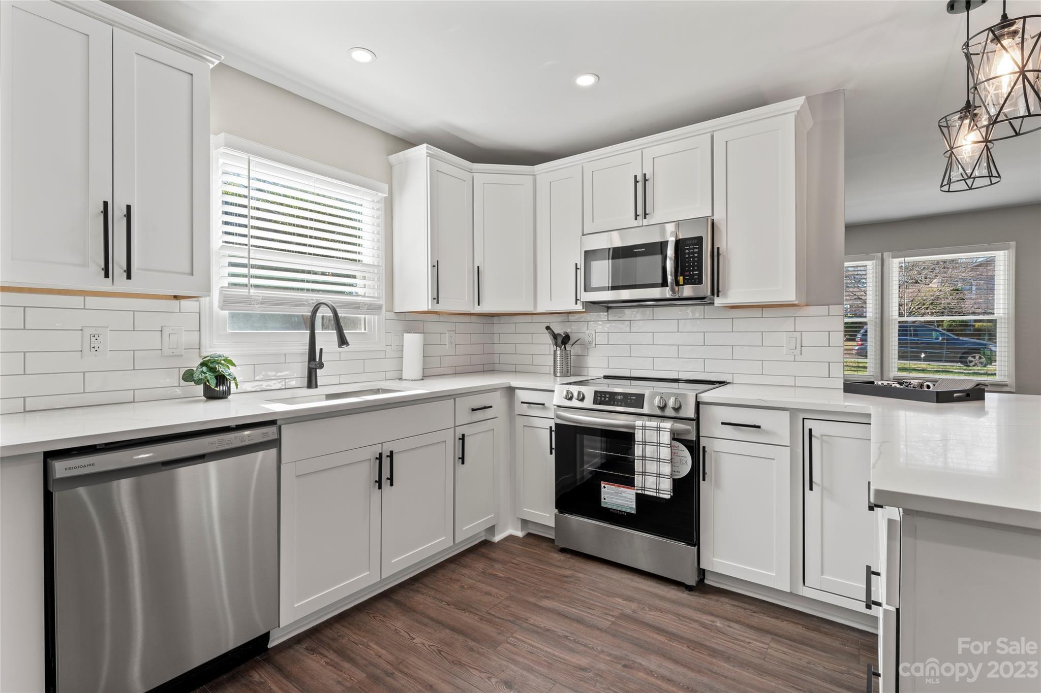 Cobblestone Village - Residential