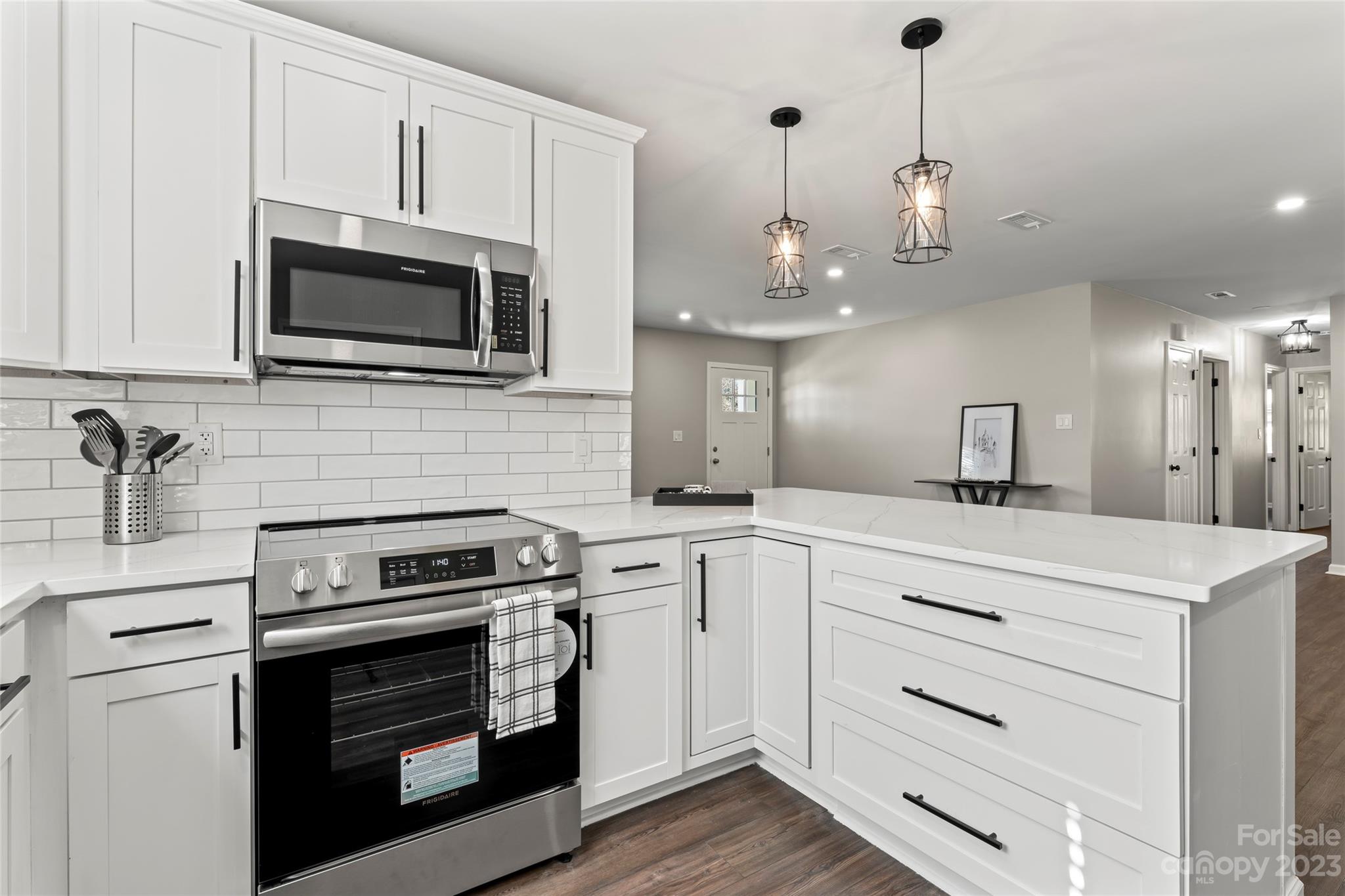 Cobblestone Village - Residential