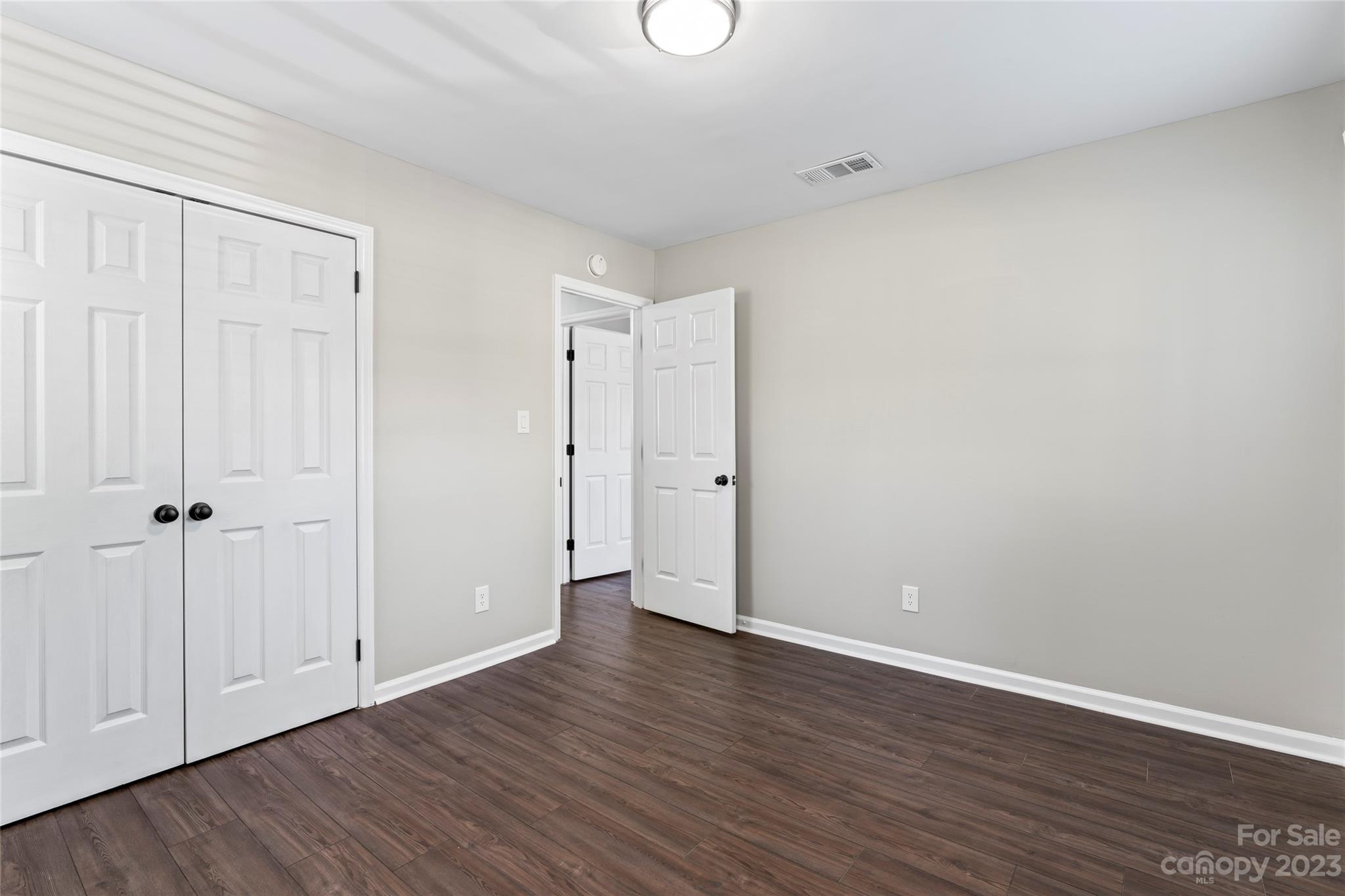 Cobblestone Village - Residential