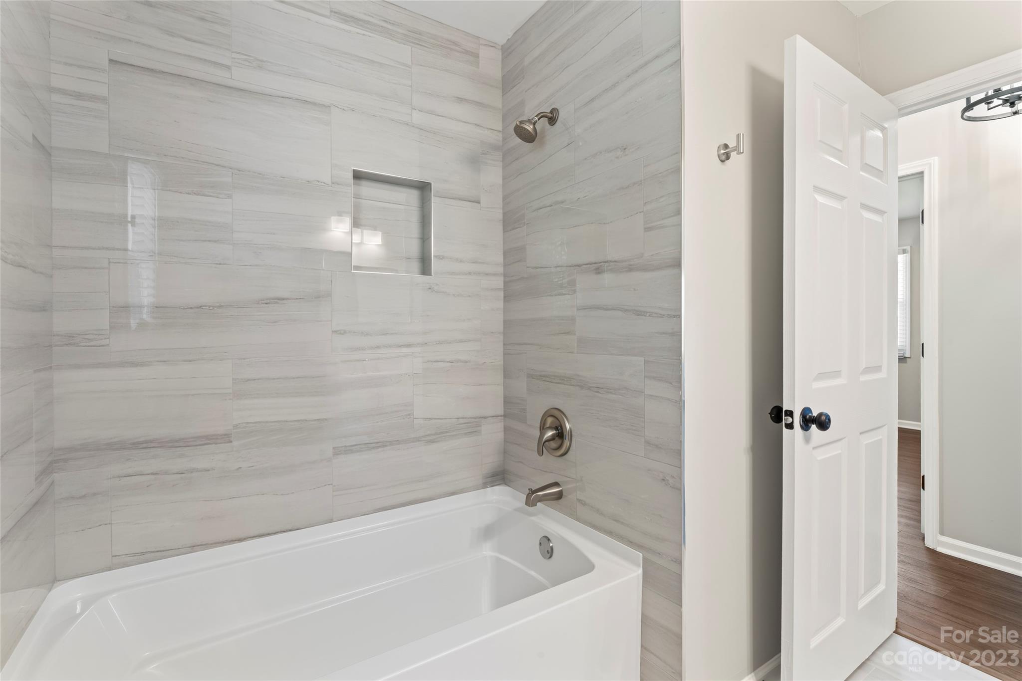 Cobblestone Village - Residential