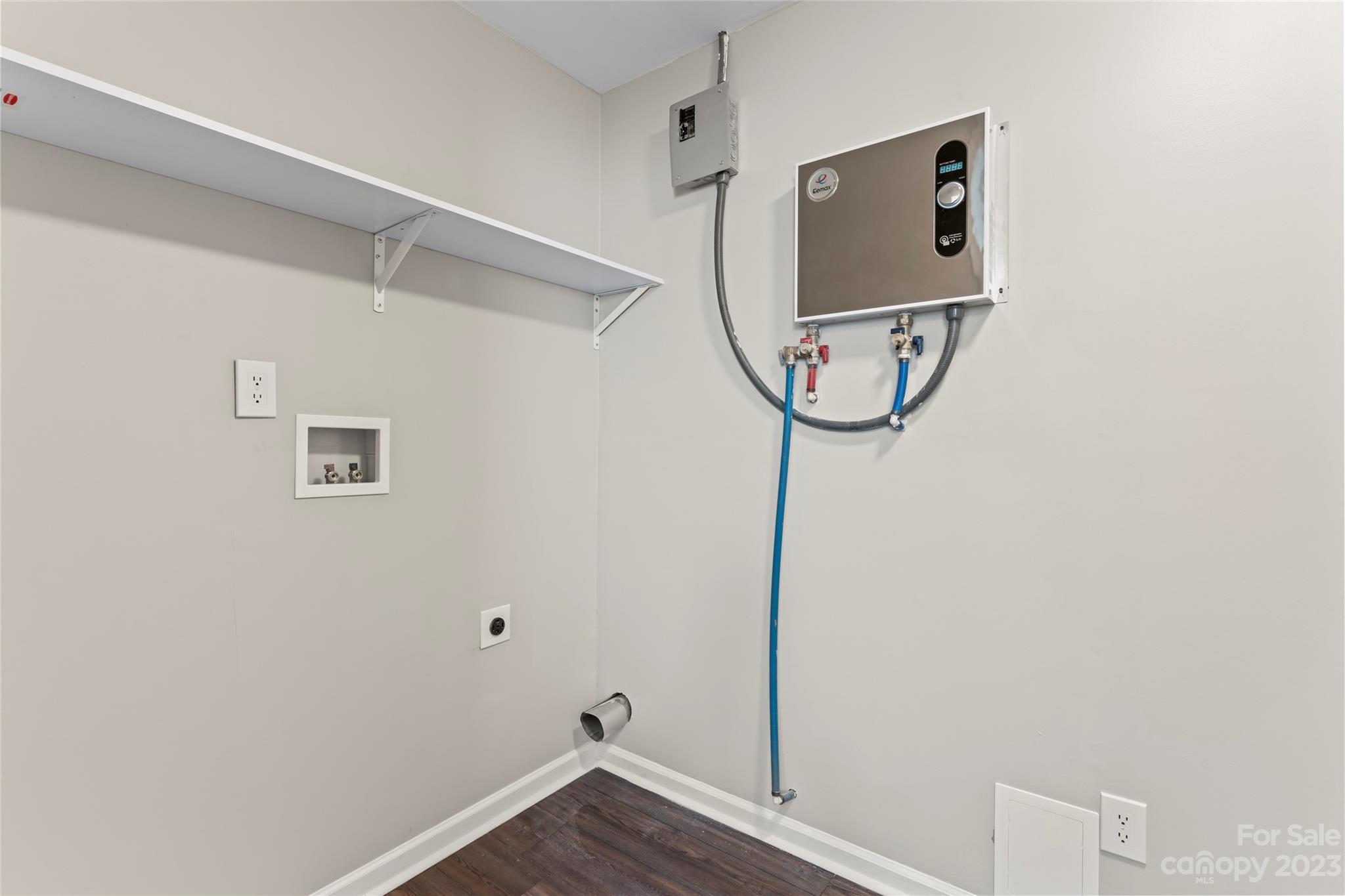 Cobblestone Village - Residential