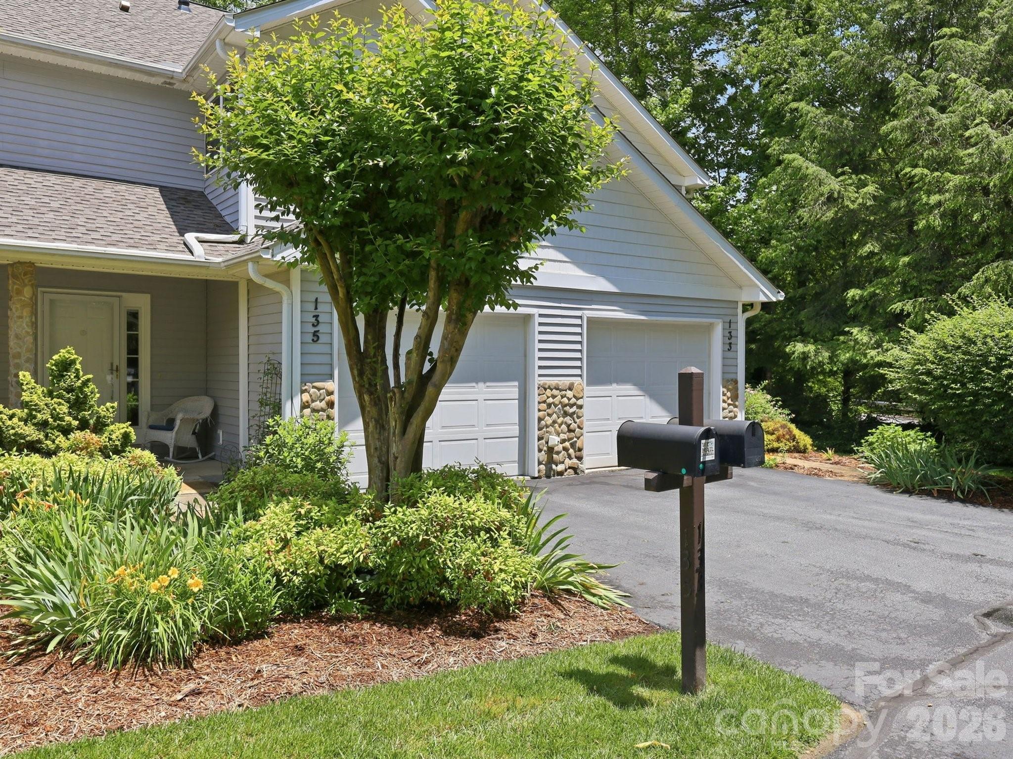 135 Ewarts Pond Road