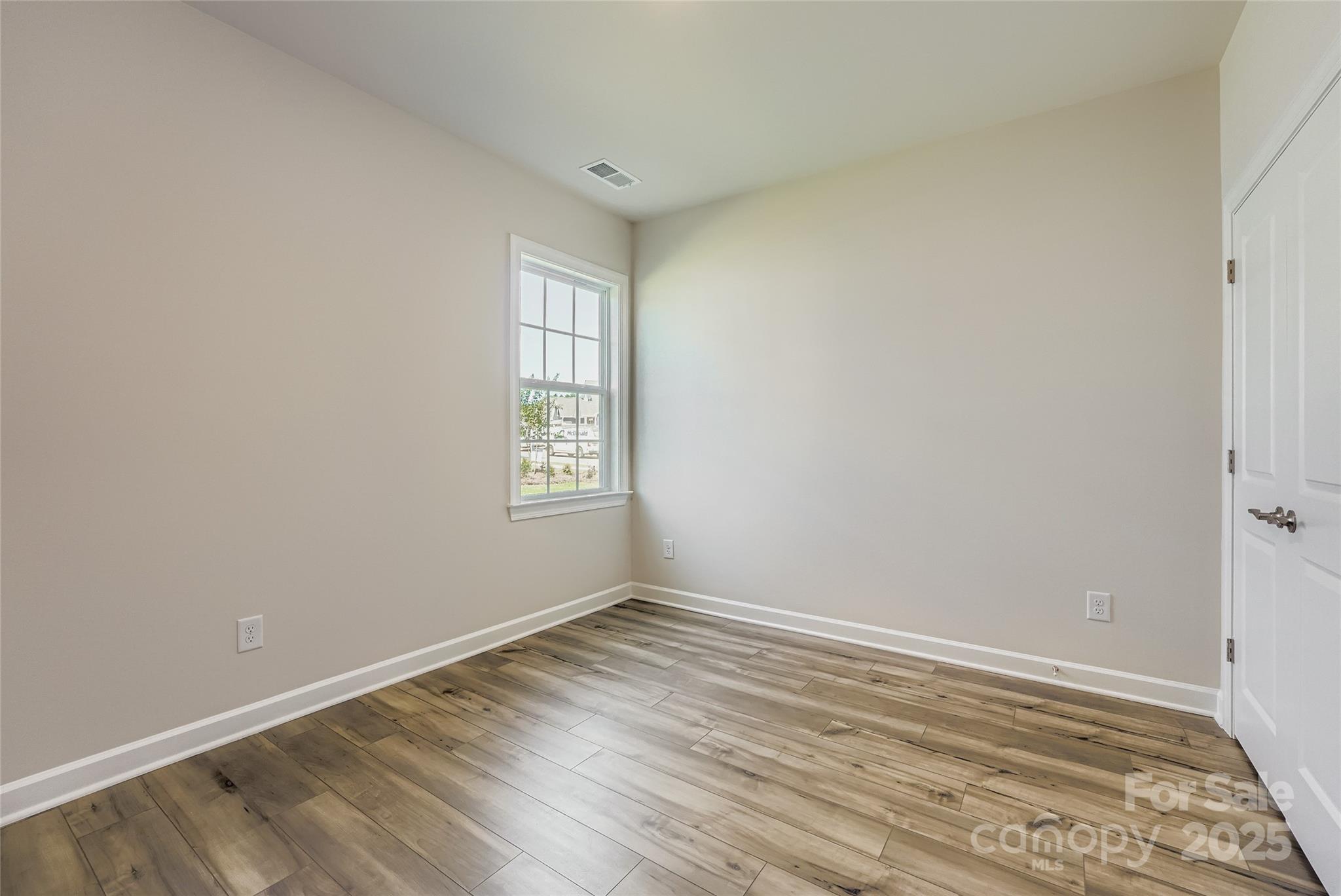 Roselyn - Residential