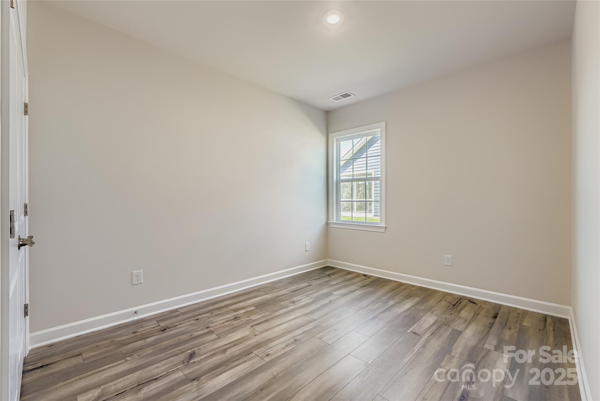 Roselyn - Residential