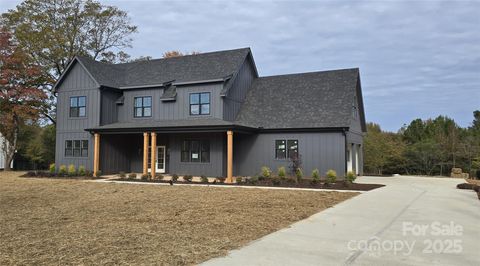 Photo of 9139 Brief Road, Mint Hill, NC 28227 (MLS # 4309665) Photo of 9139 Brief Road, Mint Hill, NC 28227 (MLS # 4309665)