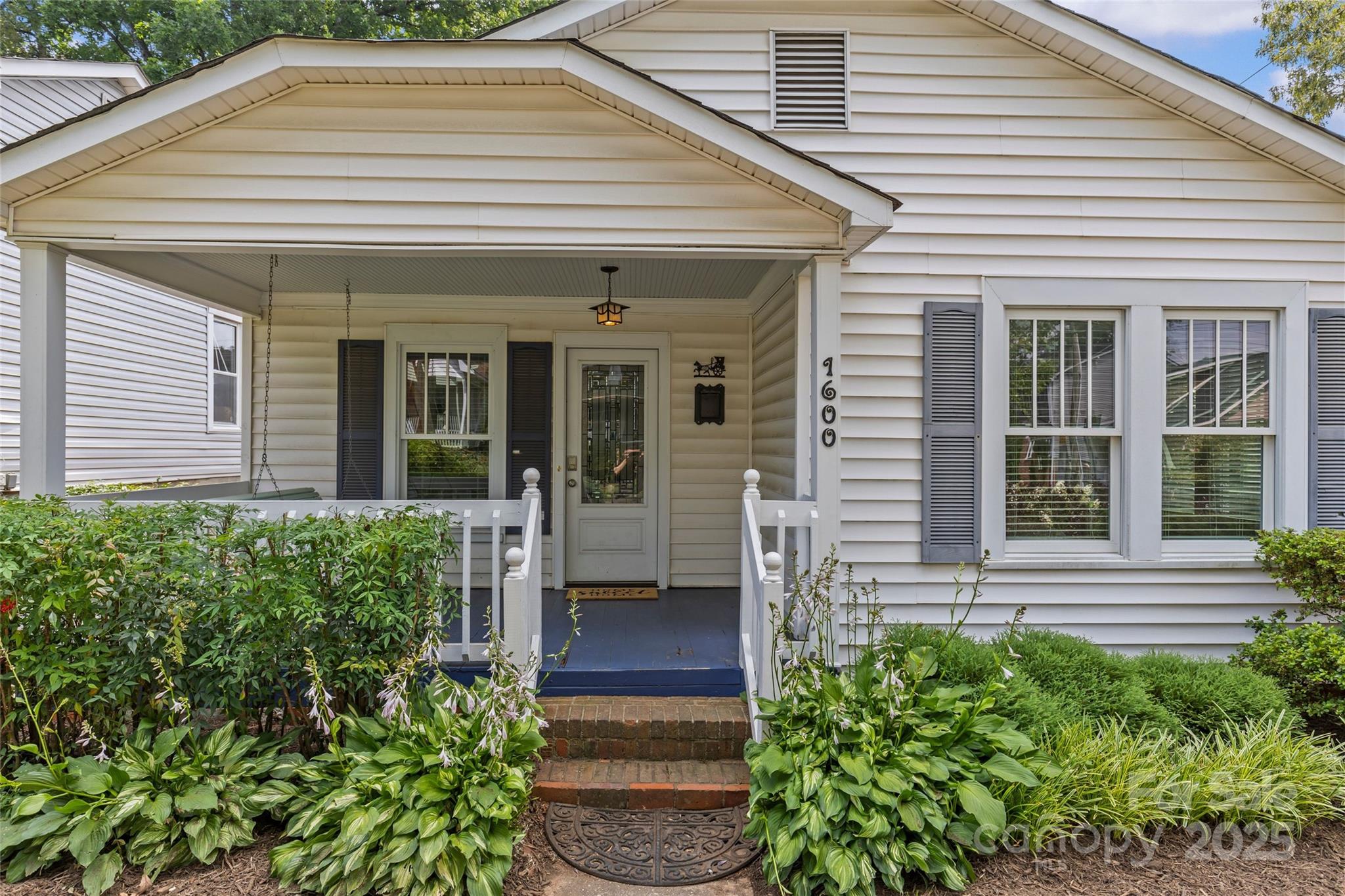 1600 Onslow Drive