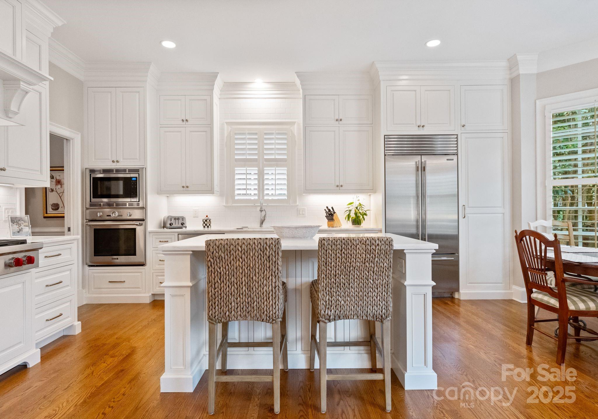 5006 Fairlawn Crescent Court