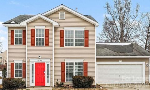 Photo of 10540 Gold Pan Road, Charlotte, NC 28215 (MLS # 4365679)