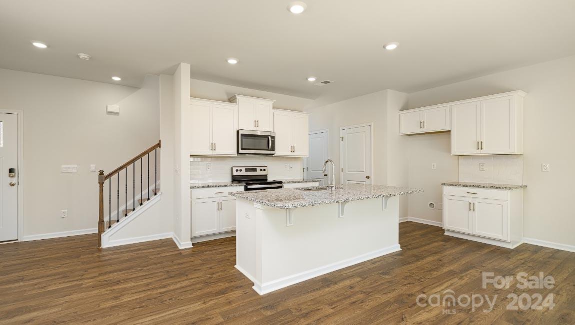 Falls at Hickory - Residential