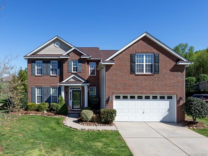 Beautiful home with an exceptional backyard overlooking horse pastures.  New roof in 2014, new HVAC 2013!  Open floor plan with spacious kitchen w/ island, 42" cabinets, corian counters.  Great room w/ fireplace, large dining room and office w/ french doors.  Master bedroom features large walk in closet, garden tub and separate shower.  3 secondary bedrooms and an oversized bonus room with closet finish the upper level.  Large level lot, fenced in backyard with storage shed.  Hurry!