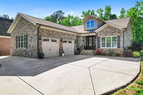 6010 Albiza Drive Harrisburg NC 28075