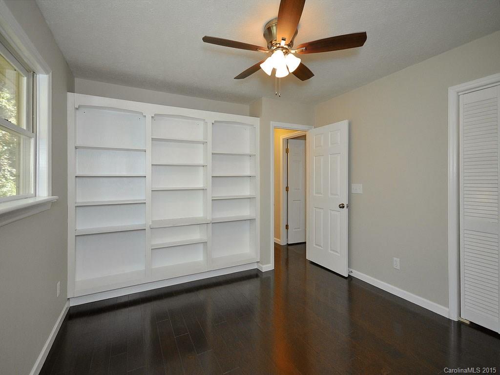 Haywood Knolls - Residential