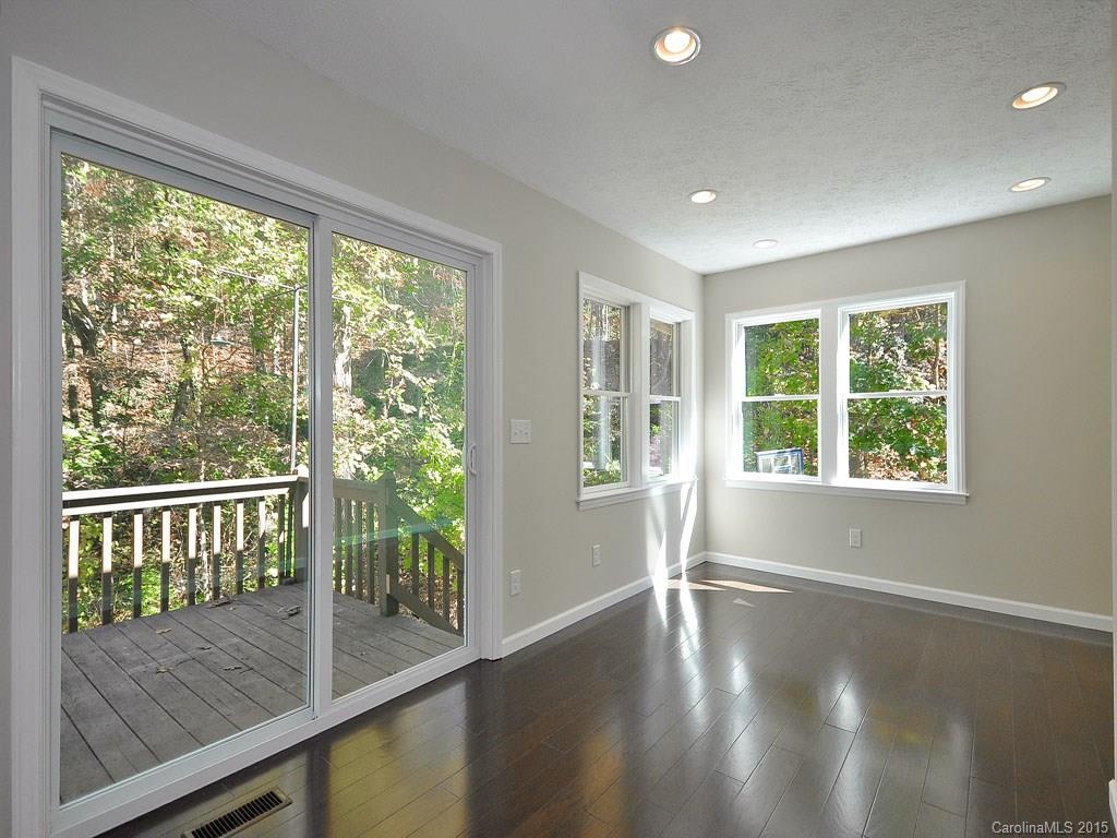 Haywood Knolls - Residential