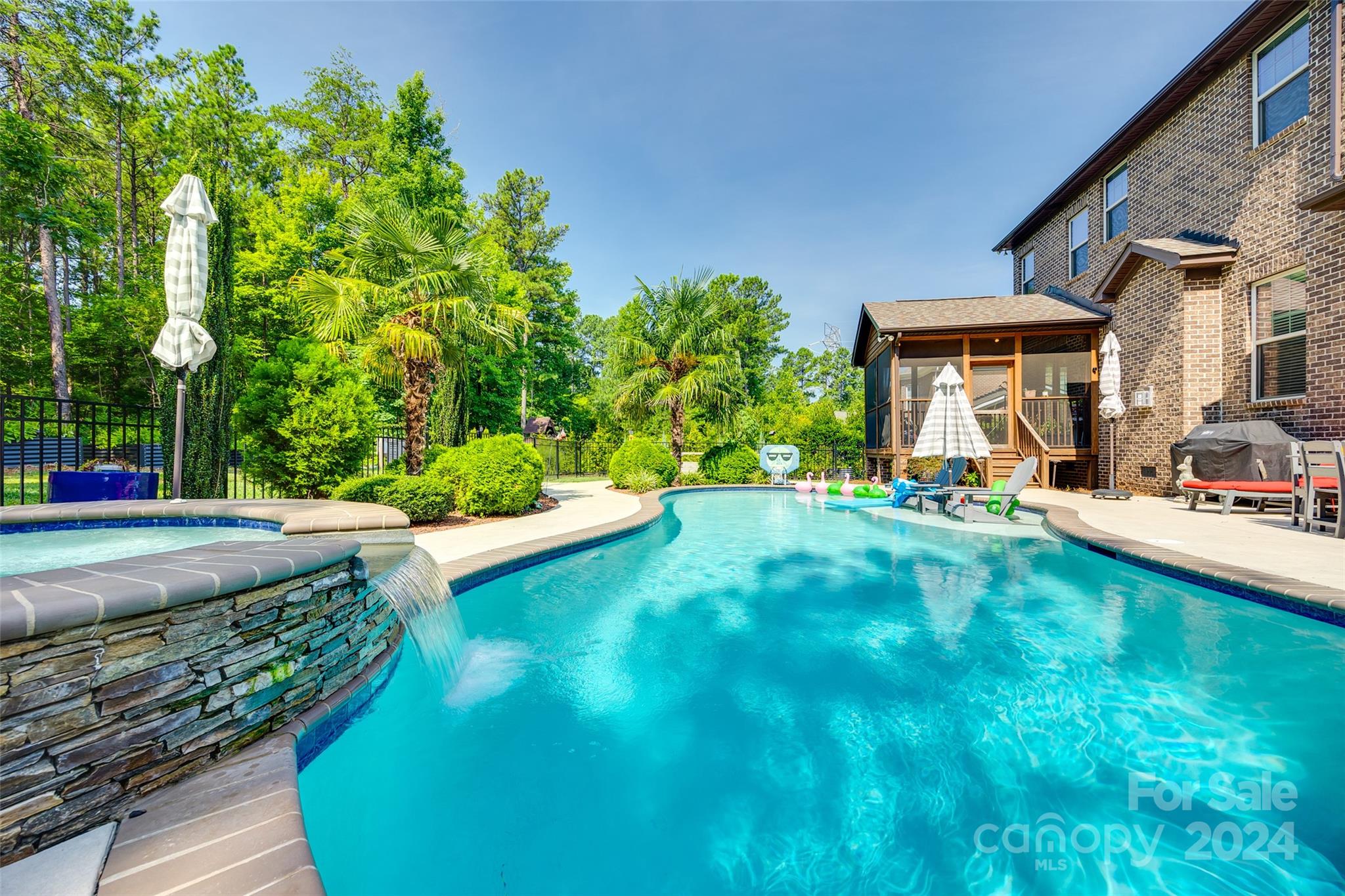 Heron Cove - Residential