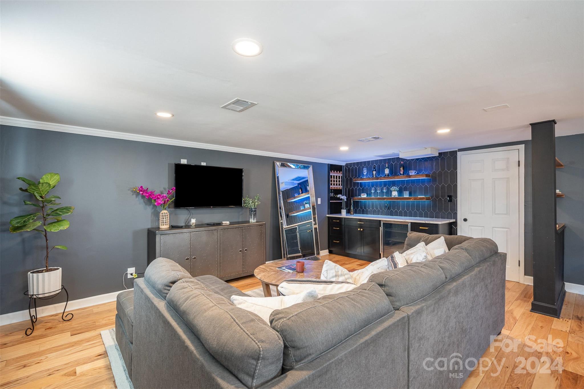 Starmount - Residential