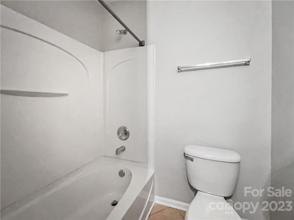 Oakdale Village - Residential