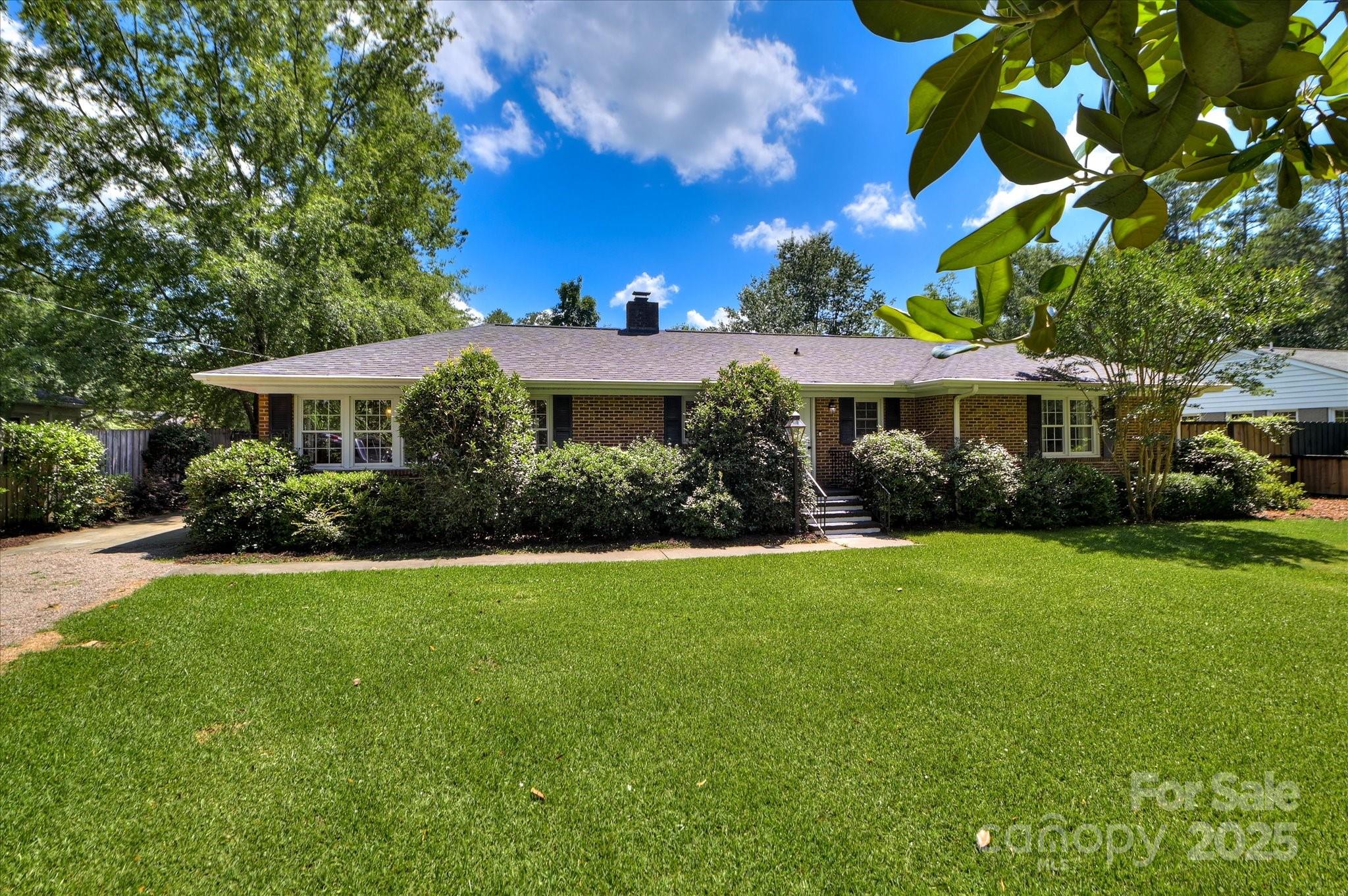 215 Barnard Avenue SE