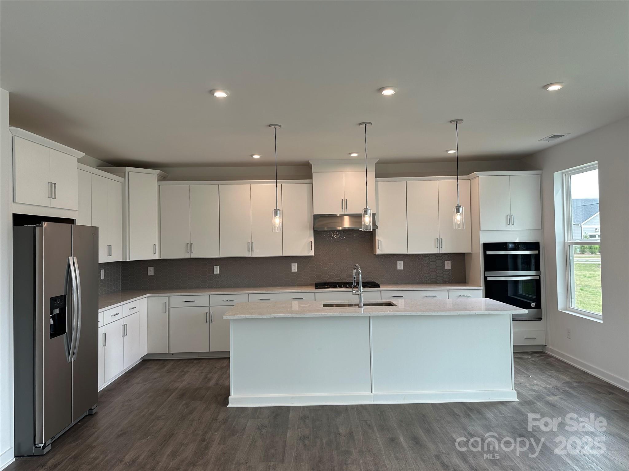 7120 Wayfarer Drive 0079