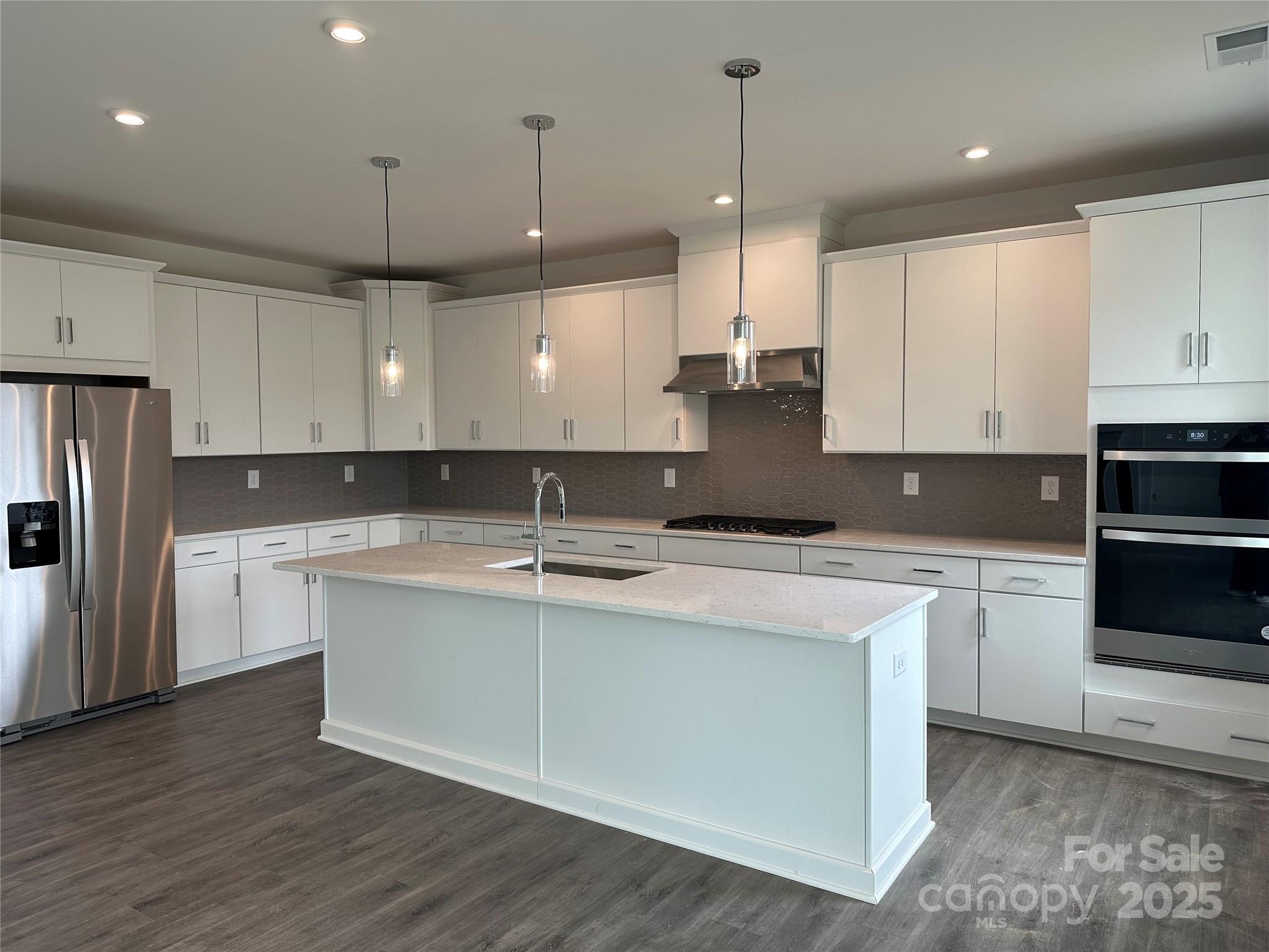 7120 Wayfarer Drive 0079