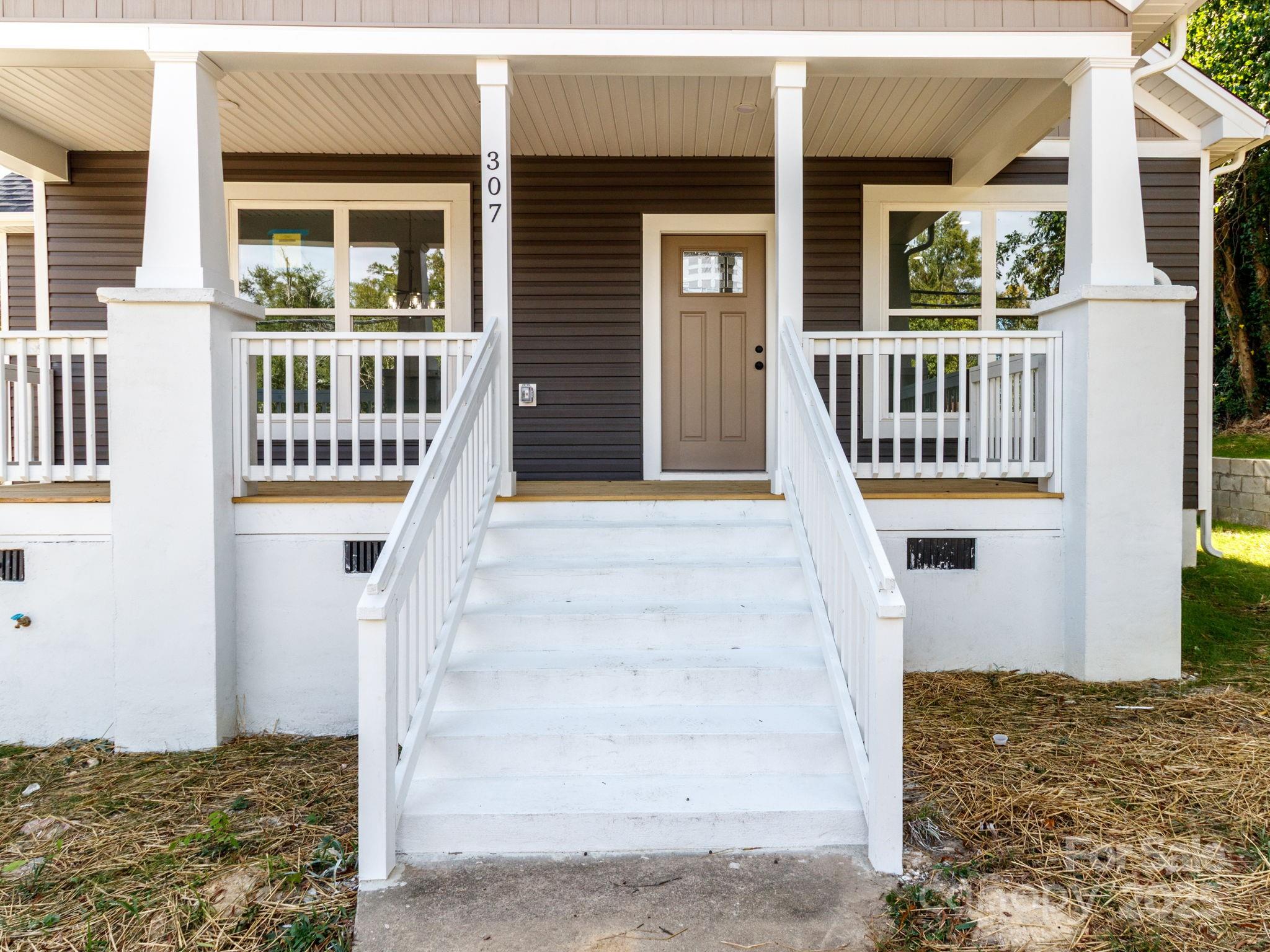 307 E Arch Street