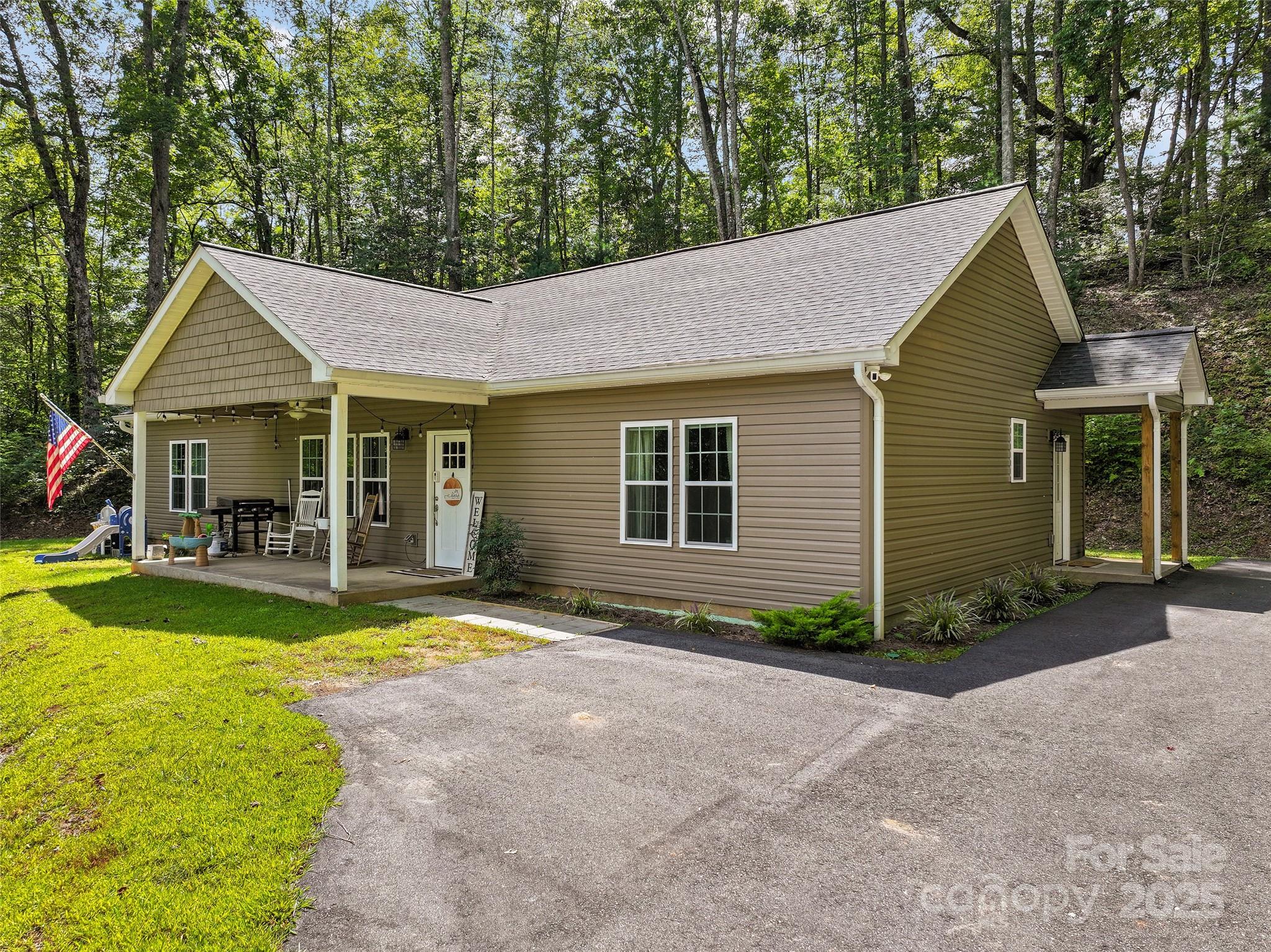 201 Woodhaven Estate