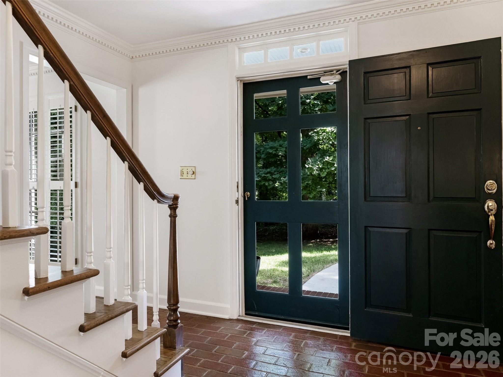 325 Stratfordshire Drive