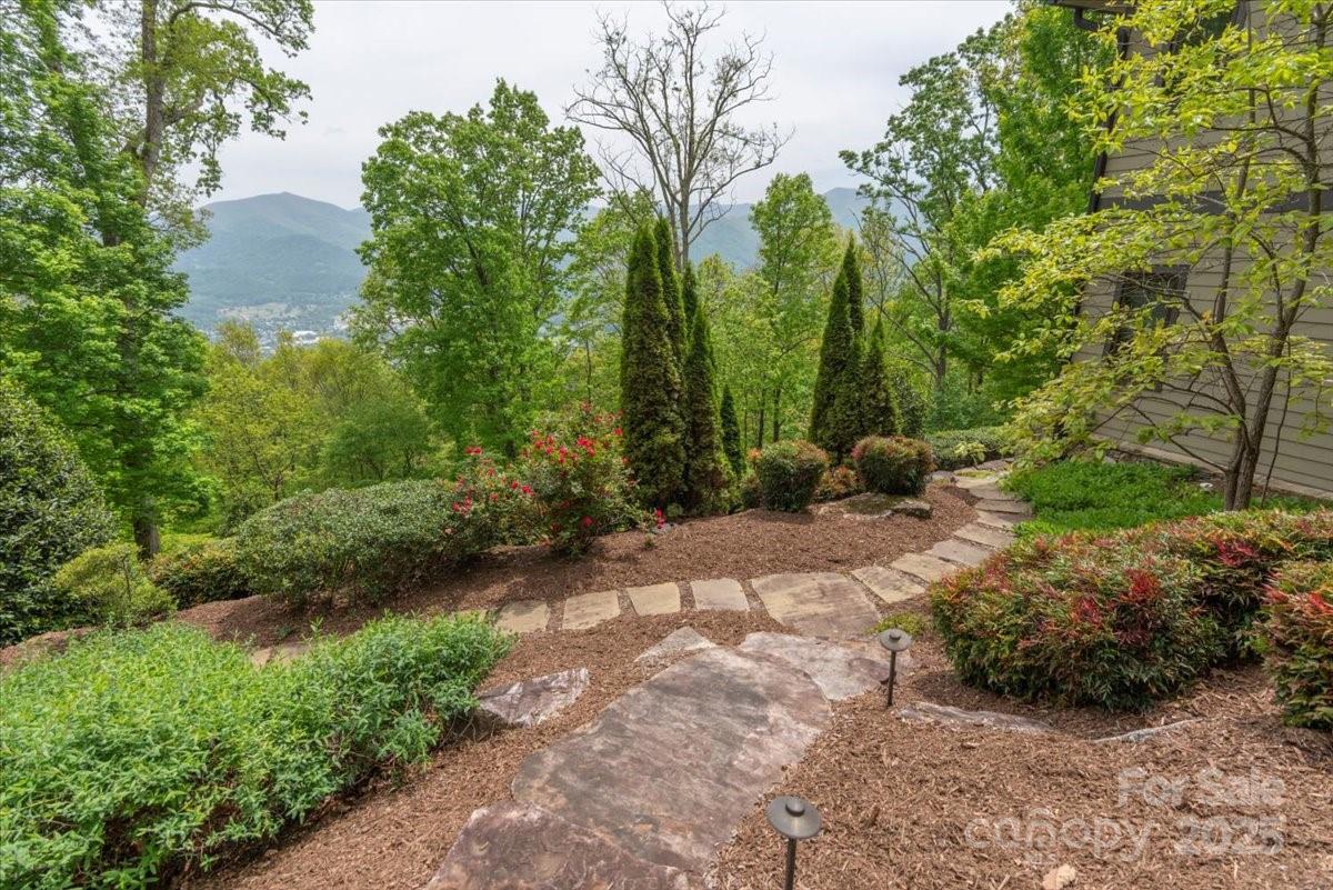 Laurel Ridge Country Club - Residential