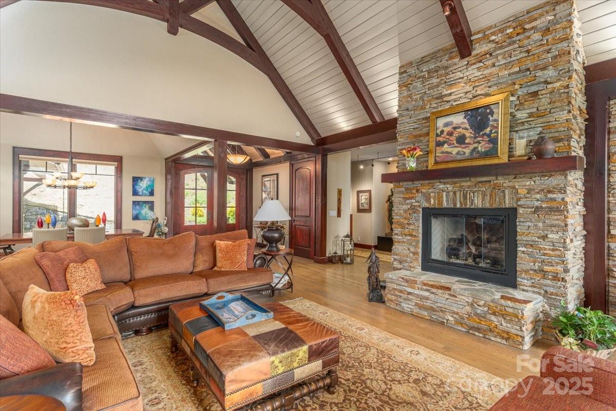 Laurel Ridge Country Club - Residential