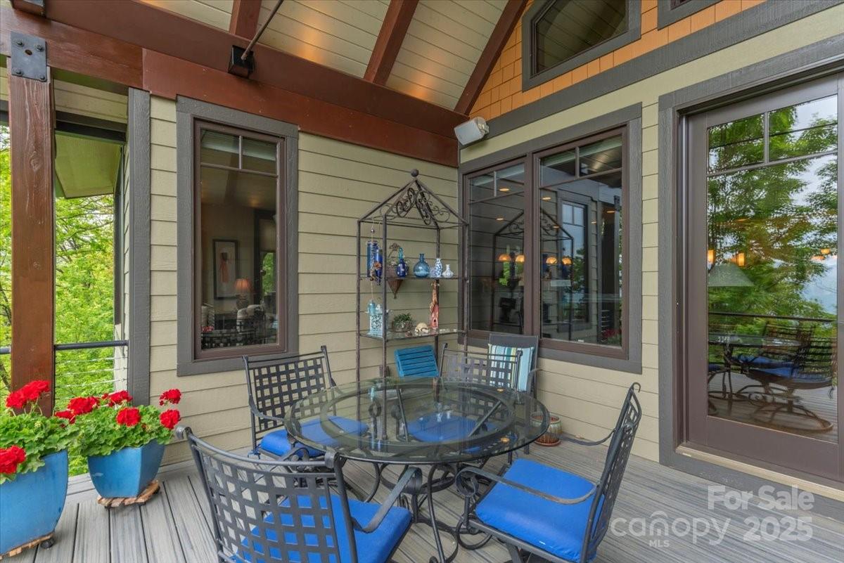 Laurel Ridge Country Club - Residential