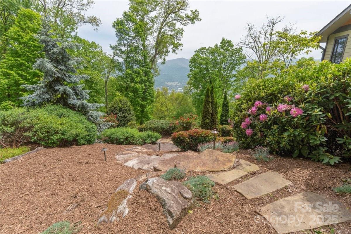 Laurel Ridge Country Club - Residential