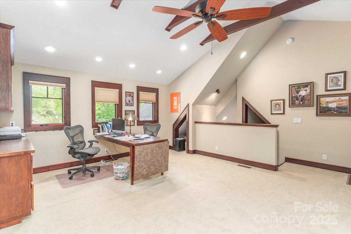 Laurel Ridge Country Club - Residential