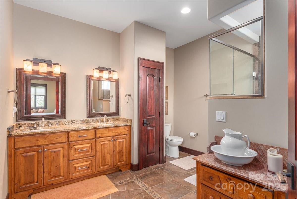 Laurel Ridge Country Club - Residential